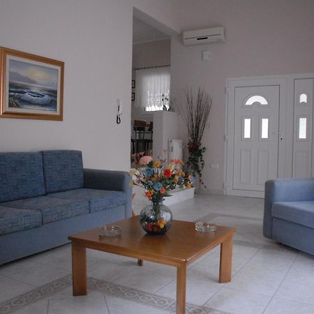 Mira Forest Residences Sani  Kamer foto